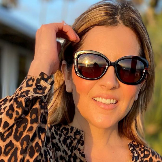 Woman wearing Islander Eyes Dominica polarized sunglasses
